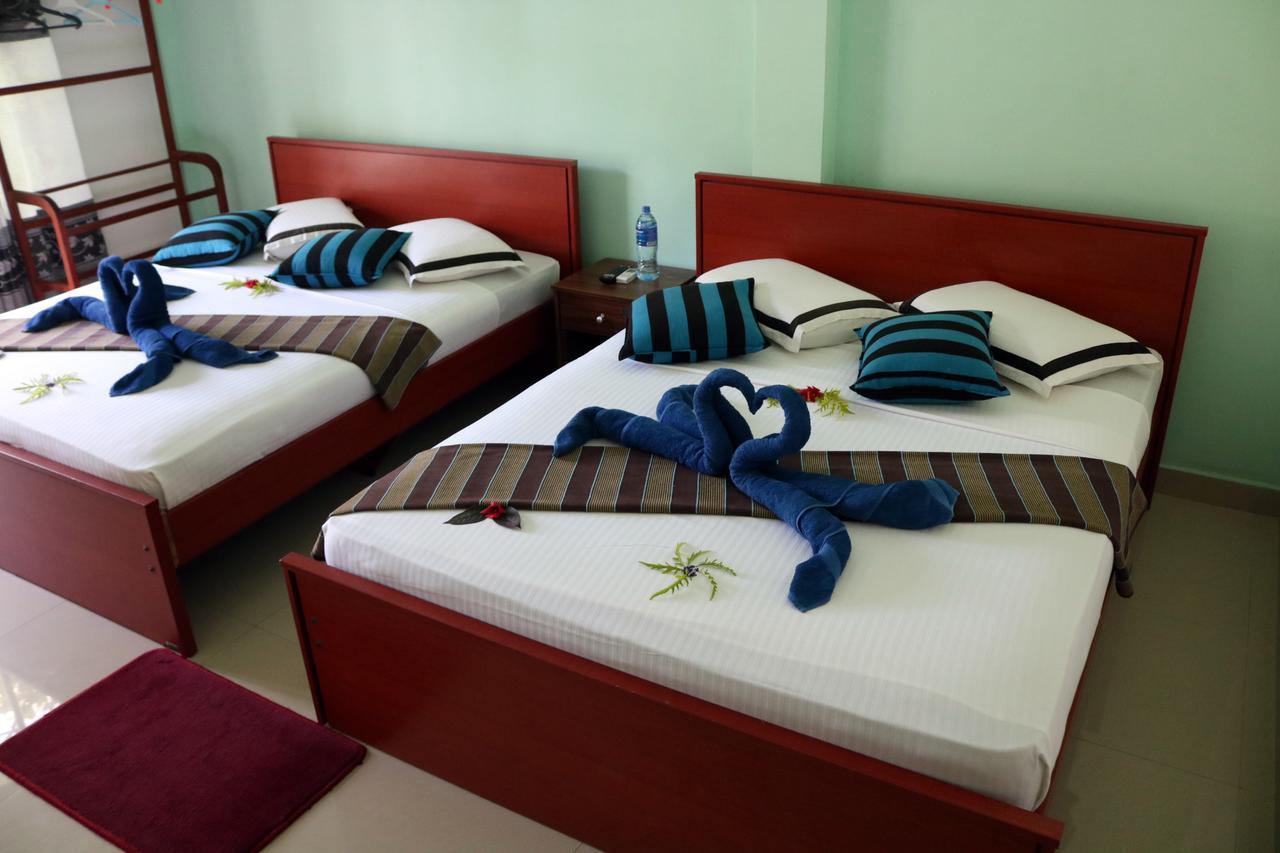 Margosa Lake Resort 阿努拉德普勒 外观 照片